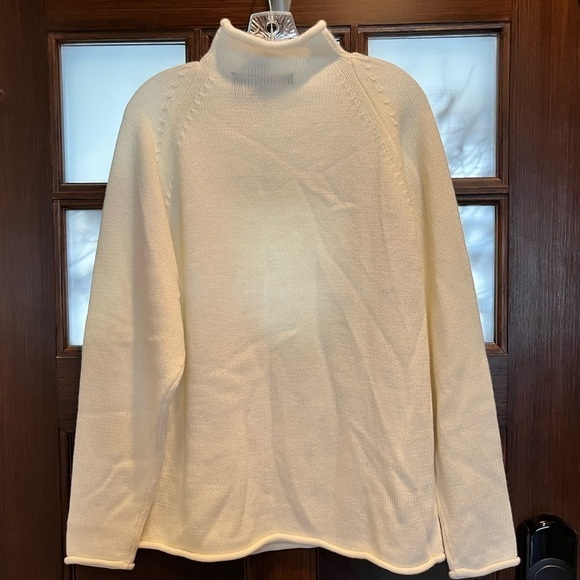 Women ivory cream off white mock neck classic timeless staple sweater NWT Large - Picture 7 of 7